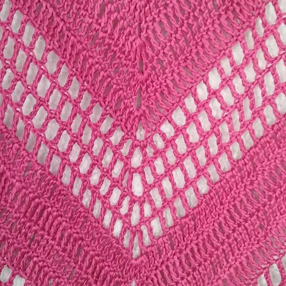 Elegant Fushia Crochet Shawls/Wrap - Picture 4 of 8